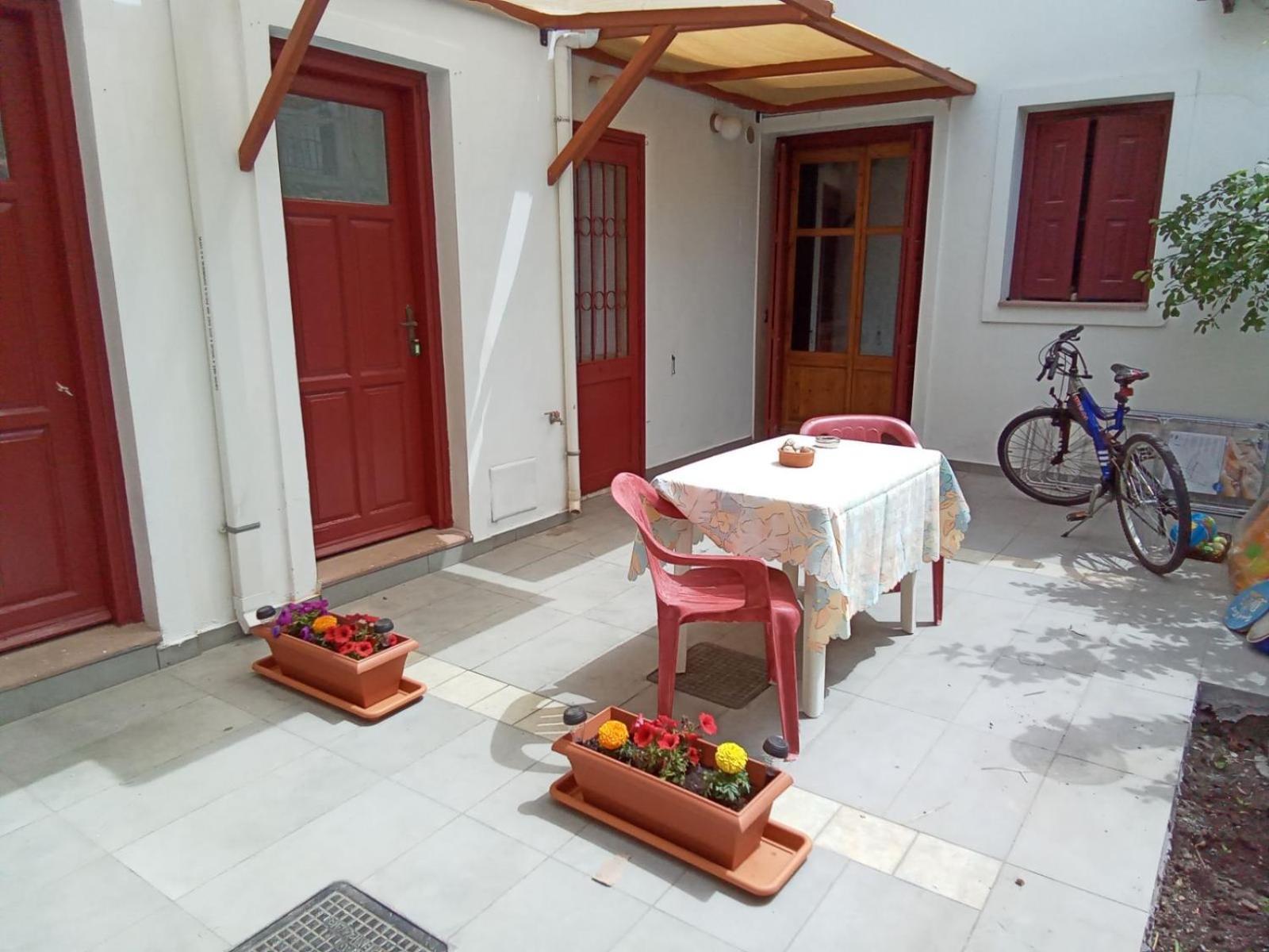 Agapis Apartments Petra  Esterno foto